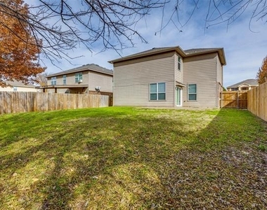8453 Shallow Creek Drive - Photo Thumbnail 10