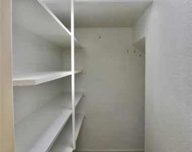 4916 Stray Creek Lane - Photo Thumbnail 14