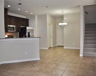 4916 Stray Creek Lane - Photo Thumbnail 4