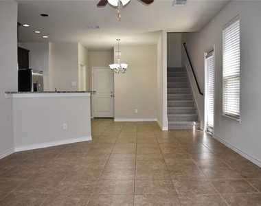 4916 Stray Creek Lane - Photo Thumbnail 3