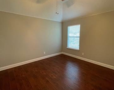 8007 Galley Street - Photo Thumbnail 26