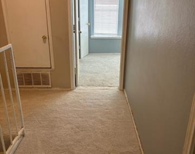 1366 Old Jamestown Court N - Photo Thumbnail 11