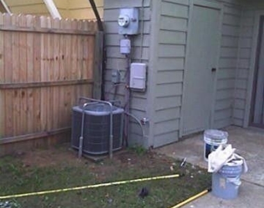 1366 Old Jamestown Court N - Photo Thumbnail 2