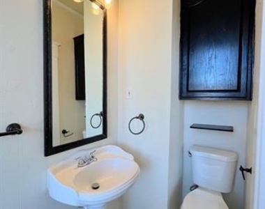 109 Nw 20th Street - Photo Thumbnail 13