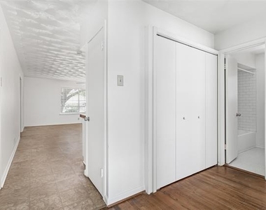 11050 Wyatt Street - Photo Thumbnail 13