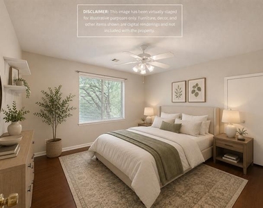9324 Chesapeake Lane - Photo Thumbnail 15