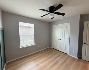 9108 Lookout Point - Photo Thumbnail 9