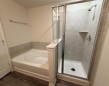 9108 Lookout Point - Photo Thumbnail 6