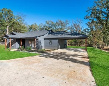 246 Karen Drive - Photo Thumbnail 1