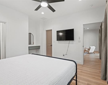 246 Karen Drive - Photo Thumbnail 10