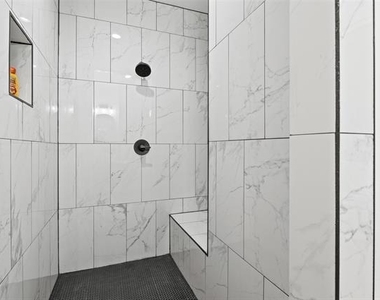 246 Karen Drive - Photo Thumbnail 13