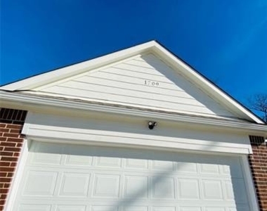 1709 Wright Street - Photo Thumbnail 16
