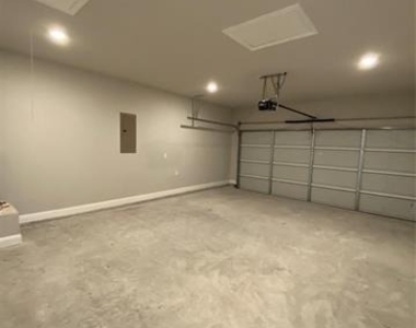 1709 Wright Street - Photo Thumbnail 11