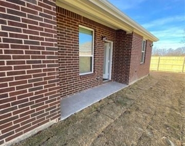 1709 Wright Street - Photo Thumbnail 12