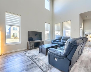 3300 Hawkins Avenue - Photo Thumbnail 5