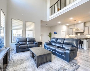 3300 Hawkins Avenue - Photo Thumbnail 10