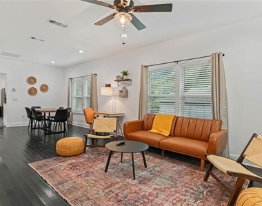 1106 W Chestnut Street - Photo Thumbnail 37