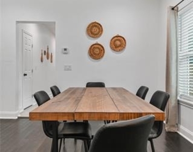 1106 W Chestnut Street - Photo Thumbnail 24