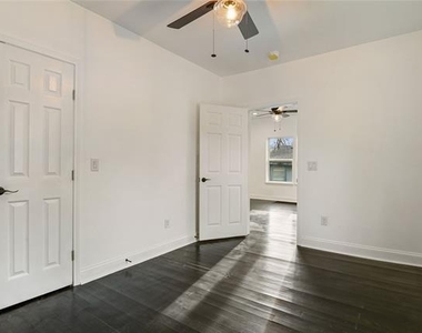 1106 W Chestnut Street - Photo Thumbnail 14