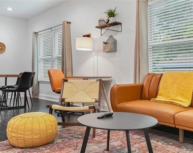 1106 W Chestnut Street - Photo Thumbnail 34