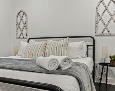 1106 W Chestnut Street - Photo Thumbnail 28