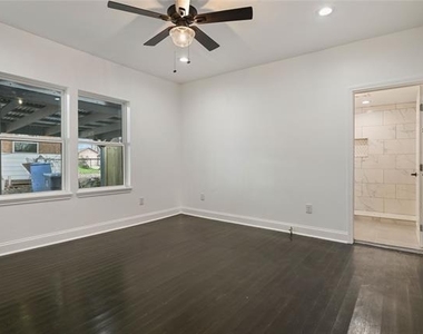 1106 W Chestnut Street - Photo Thumbnail 8