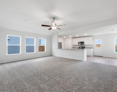 1304 Reed Street - Photo Thumbnail 2