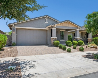 10445 E Tesla Avenue - Photo Thumbnail 25