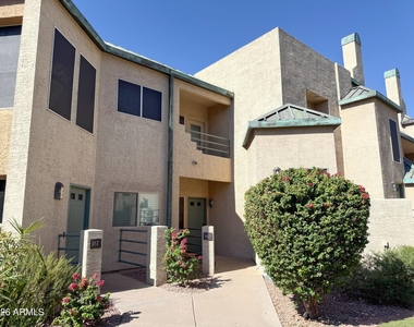 101 N 7th Street - Photo Thumbnail 1