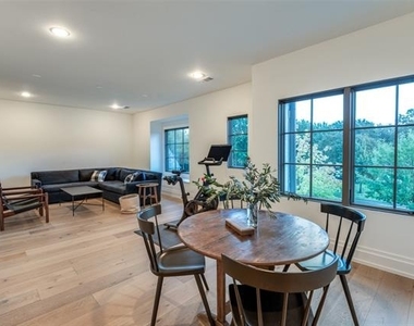 7007 Robin Road - Photo Thumbnail 24