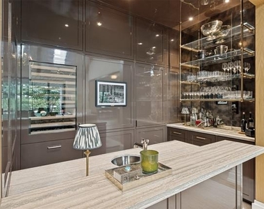 7007 Robin Road - Photo Thumbnail 7