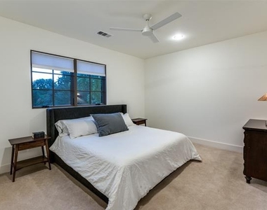 7007 Robin Road - Photo Thumbnail 20
