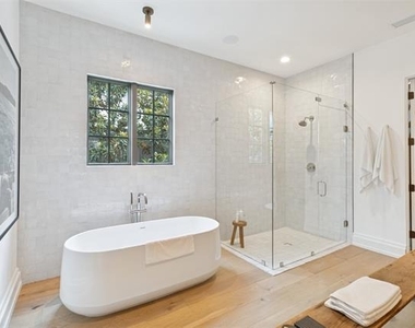 7007 Robin Road - Photo Thumbnail 17