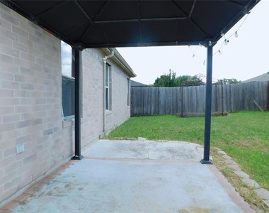 1648 Crown Point Drive - Photo Thumbnail 24