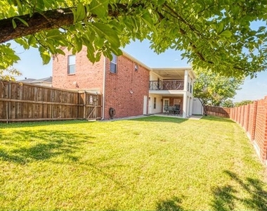 901 Elizabeth Drive - Photo Thumbnail 29