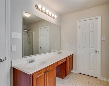 5208 Brookside Drive - Photo Thumbnail 17