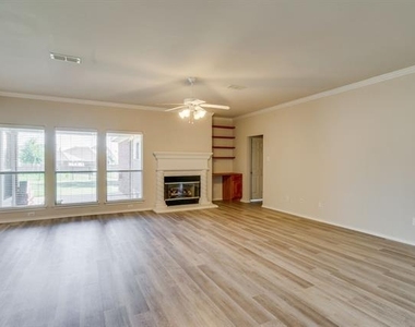 5208 Brookside Drive - Photo Thumbnail 5