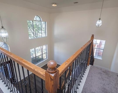 2905 Preston Lane - Photo Thumbnail 19