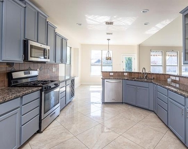 2905 Preston Lane - Photo Thumbnail 33