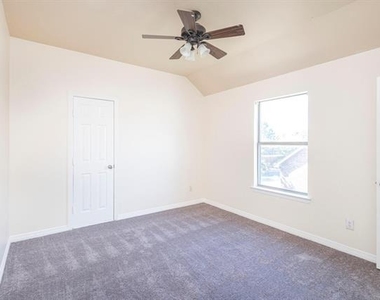 2905 Preston Lane - Photo Thumbnail 13