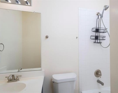 2905 Preston Lane - Photo Thumbnail 7