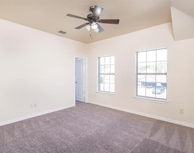 2905 Preston Lane - Photo Thumbnail 17