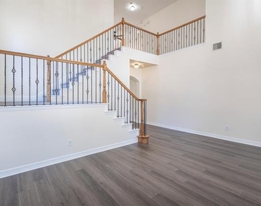 2905 Preston Lane - Photo Thumbnail 21