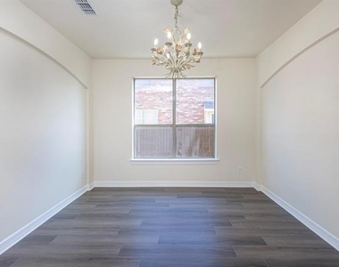 2905 Preston Lane - Photo Thumbnail 22