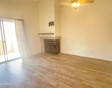 1065 W 1st Street - Photo Thumbnail 6