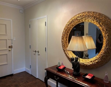 6211 W Northwest Highway - Photo Thumbnail 21