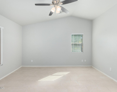 17715 W Redfield Road - Photo Thumbnail 11