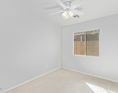 17715 W Redfield Road - Photo Thumbnail 16