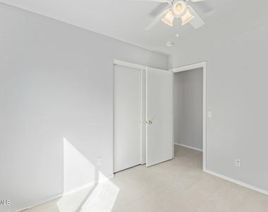 17715 W Redfield Road - Photo Thumbnail 17