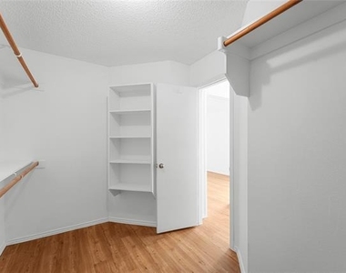 9825 Tyler Drive - Photo Thumbnail 9